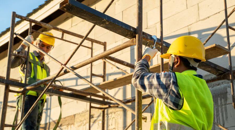 Professional fairlawn roofing services in Foss, OK